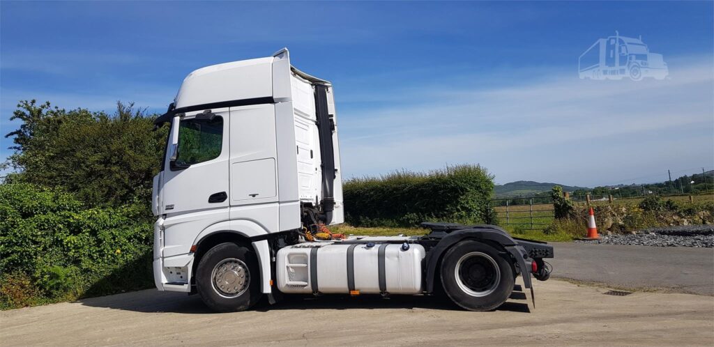 2013 MERCEDES-BENZ ACTROS 1851