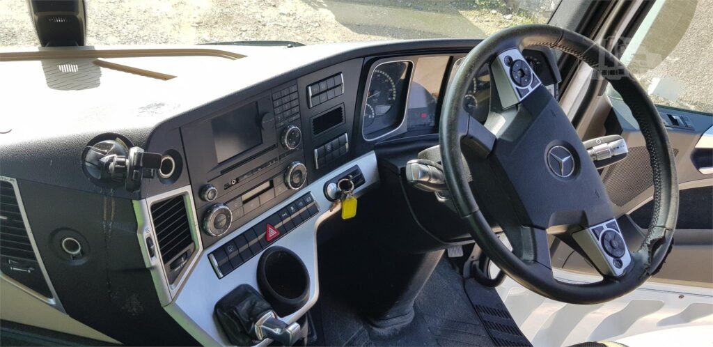 2013 MERCEDES-BENZ ACTROS 1851