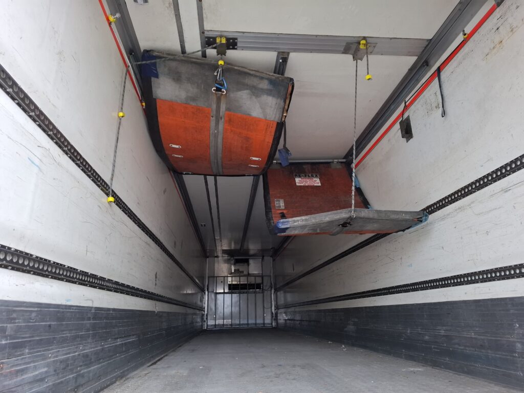 2008 Gray & Adams Fridge Trailer , Thermo King Motor