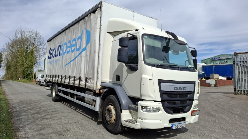 2015 Daf CF 65 250 , Curtain Side, 4x2