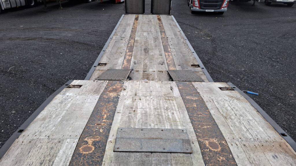 2020 KING Low Loader , 3 Axle Drum Brake , 44 Tonne
