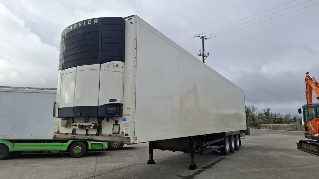 2008 Schmitz Fridge Trailer , Carrier Vector 1850