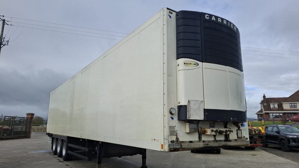 2008 Schmitz Fridge Trailer , Carrier Vector 1850