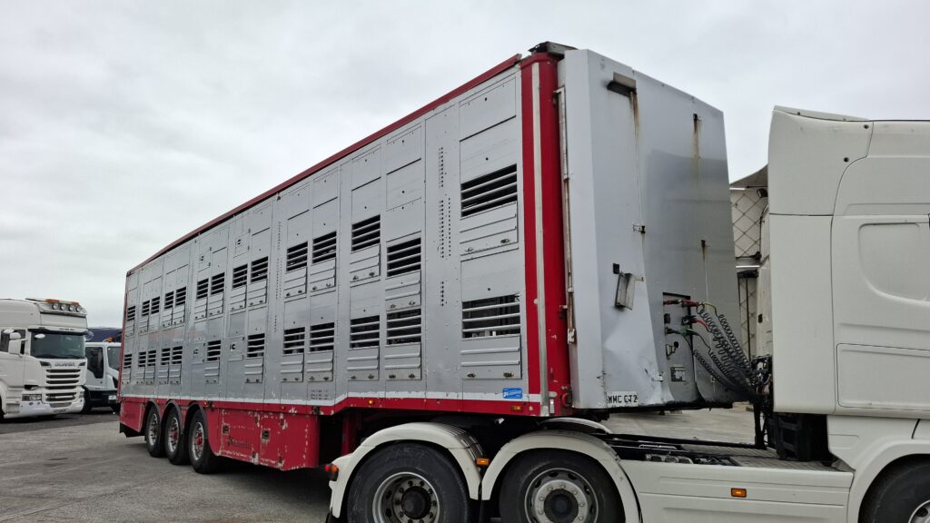 2007 Michletto Live Stock Trailer , 3 Decks , BPW Disc Brakes