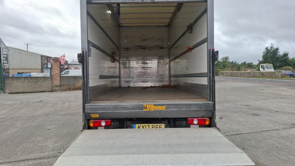 2017 Fuso / Canter 7C15 , Eco Hybrid , Box Truck
