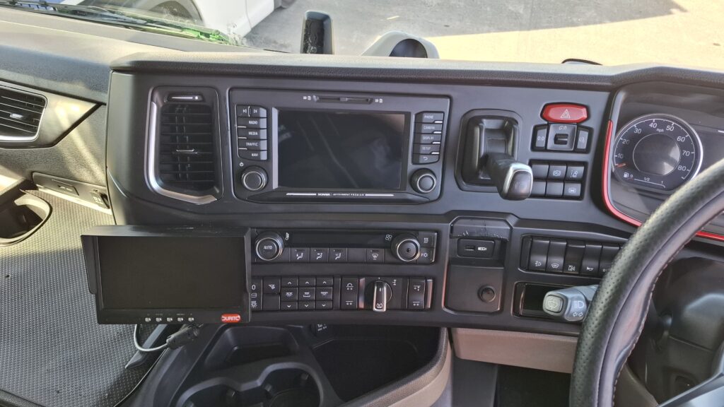 2017 Scania S730  6x2 Twin wheel Tag , Air front and back