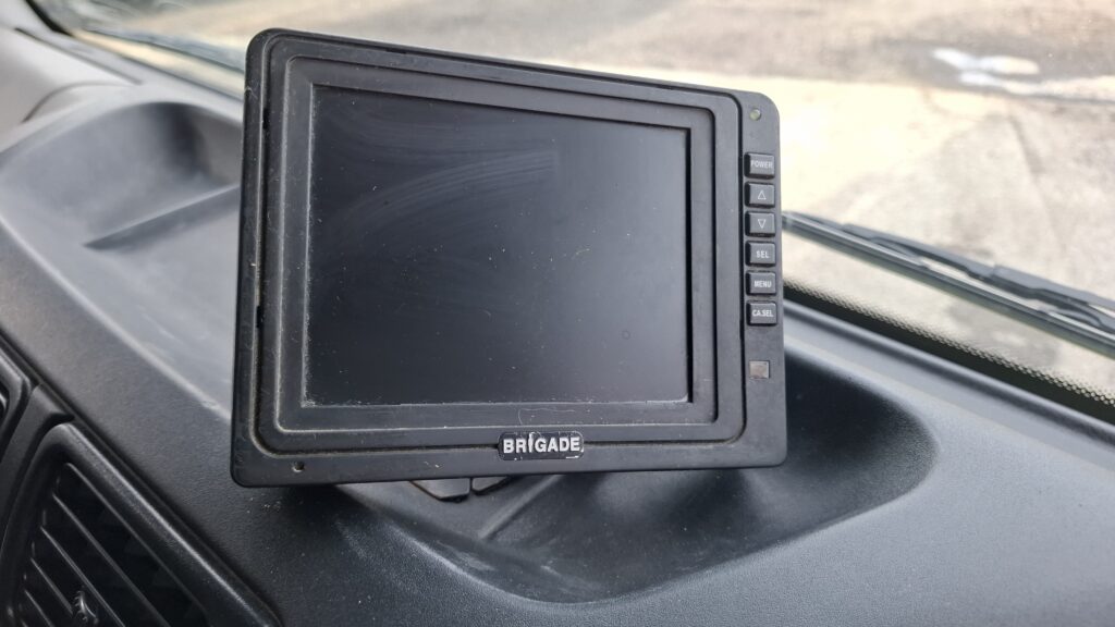 2012 Daf LF 4x2 on air with factory fit Oakley Super Six horse body