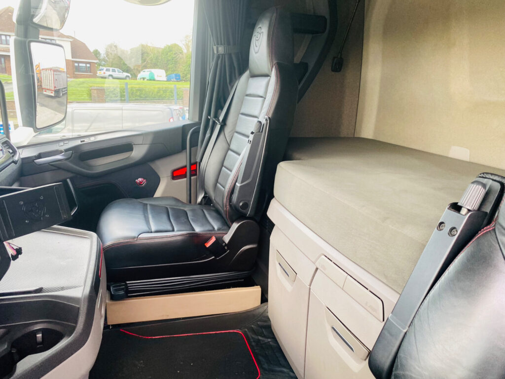 2021 Scania S650 Hi cab LHD 4x2 Tractor Unit