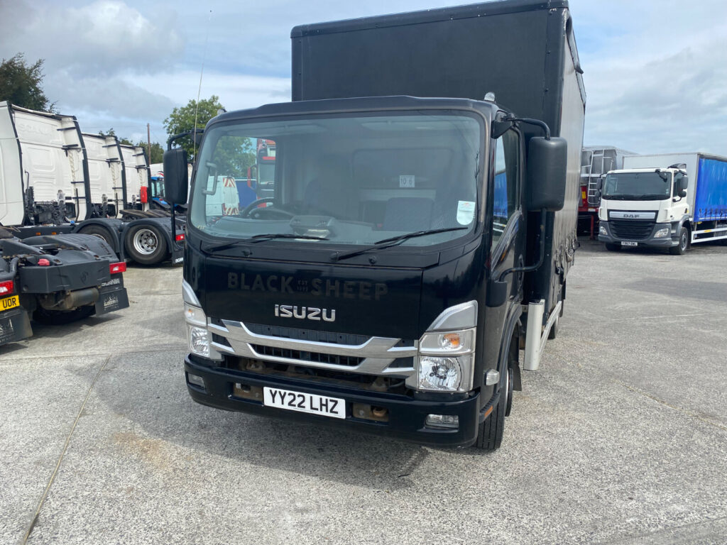 2022 Isuzu N75 15 7.5 ton Curtiansider 14 ft body