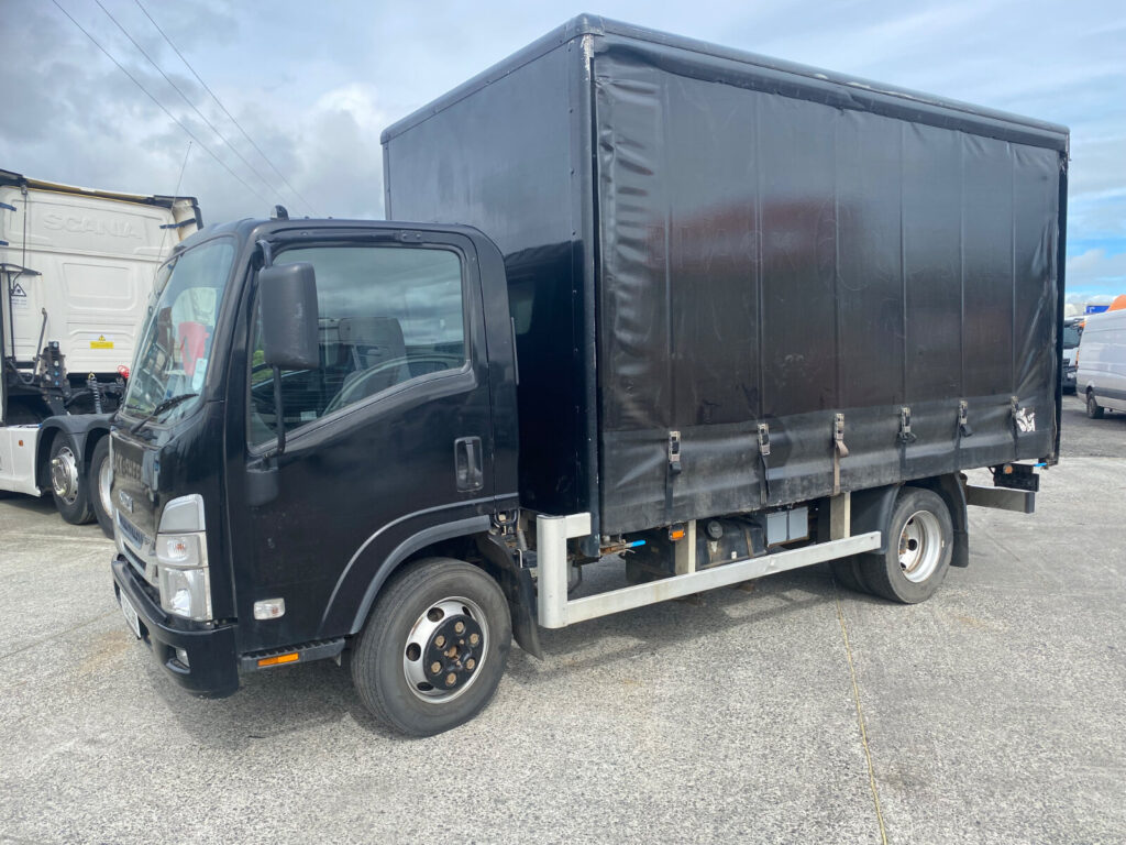 2022 Isuzu N75 15 7.5 ton Curtiansider 14 ft body