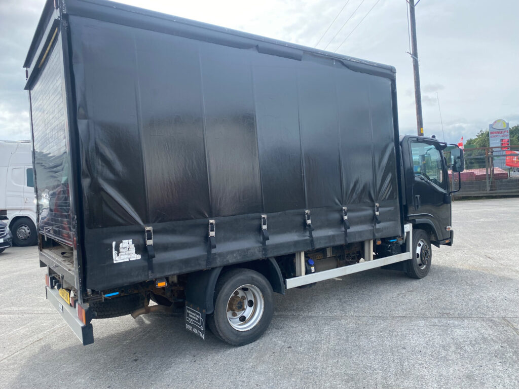 2022 Isuzu N75 15 7.5 ton Curtiansider 14 ft body