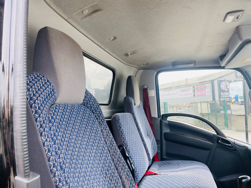 2022 Isuzu N75 15 7.5 ton Curtiansider 14 ft body