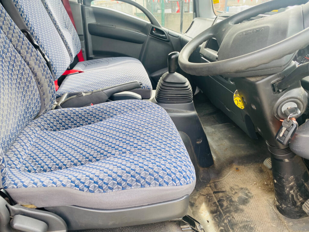 2022 Isuzu N75 15 7.5 ton Curtiansider 14 ft body