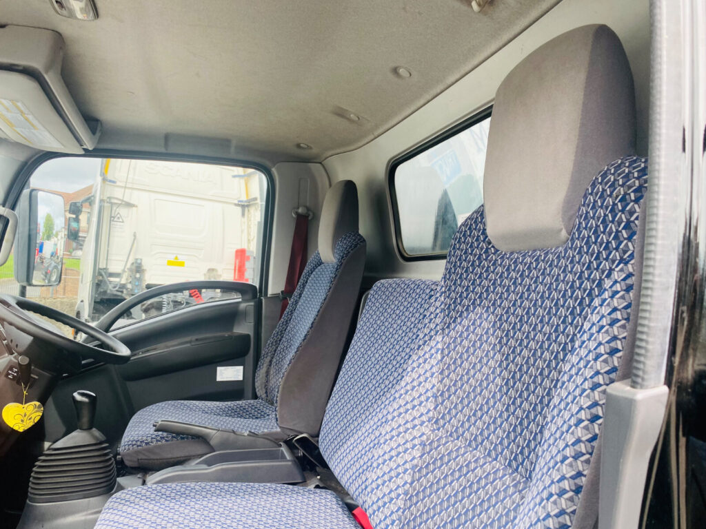 2022 Isuzu N75 15 7.5 ton Curtiansider 14 ft body