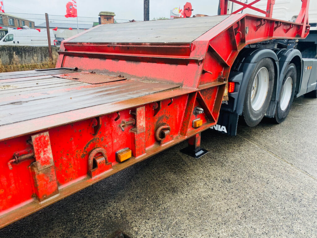 2004 Andover Lowloader outriggers, Rearlift axle,