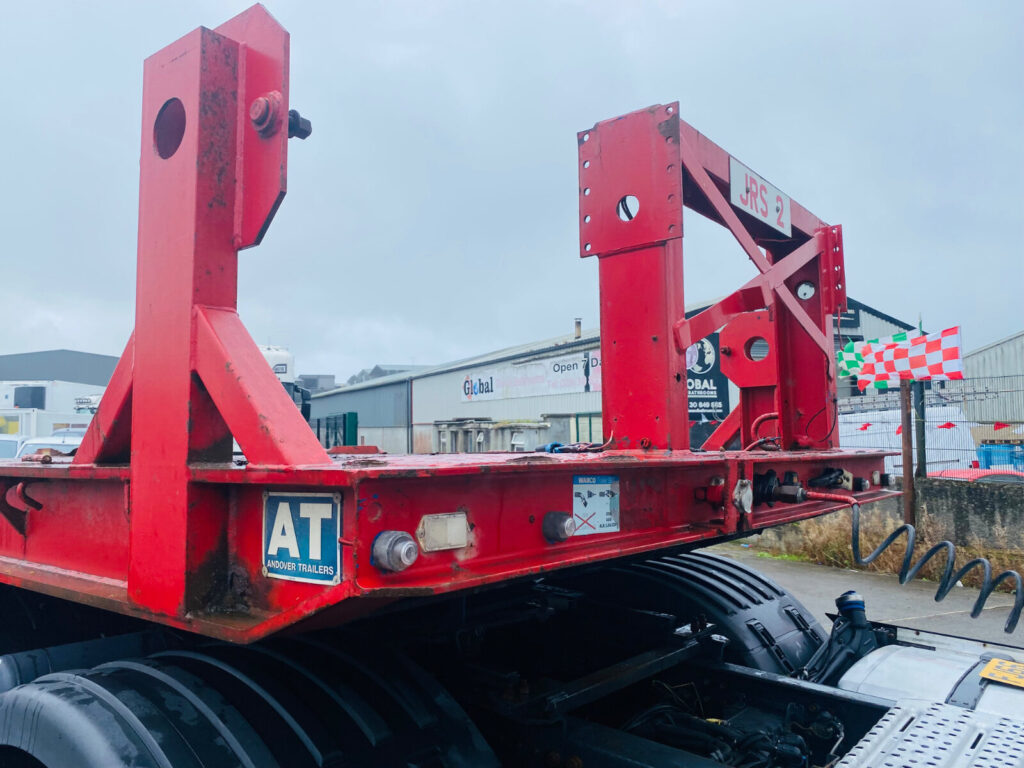2004 Andover Lowloader outriggers, Rearlift axle,
