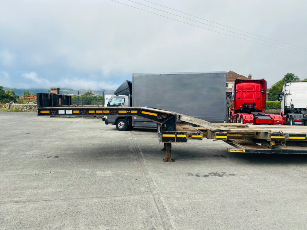 2019 Faymonville 3 axle extendable rear steer Low Loader