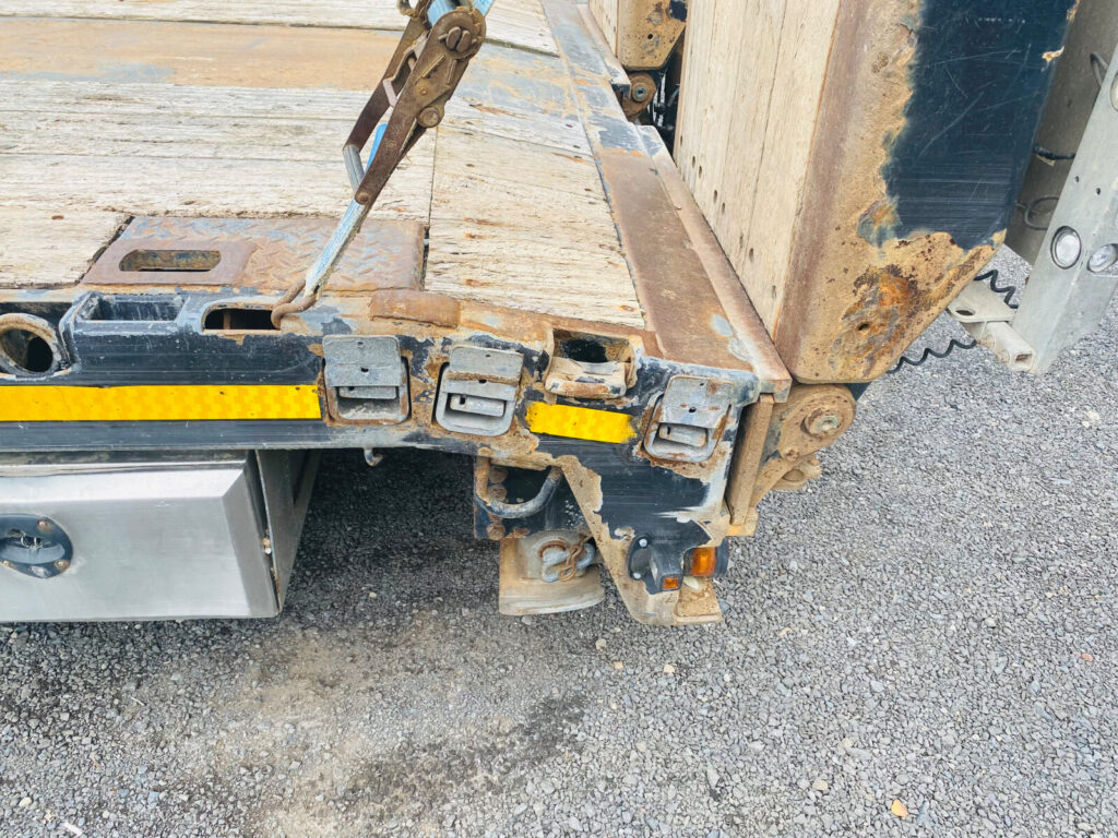 2019 Faymonville 3 axle extendable rear steer Low Loader