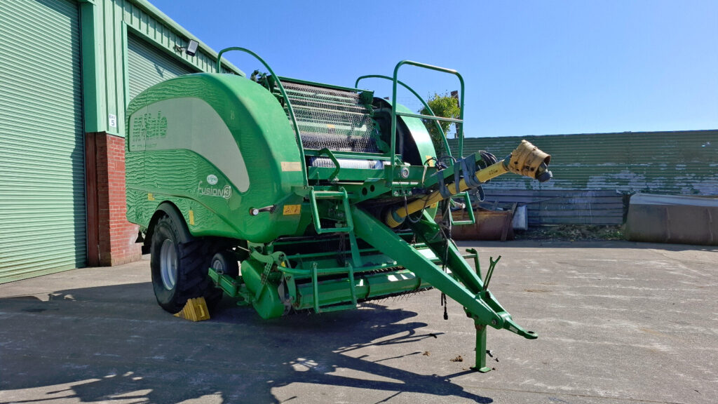 Mc Hale Fusion 3 Baler